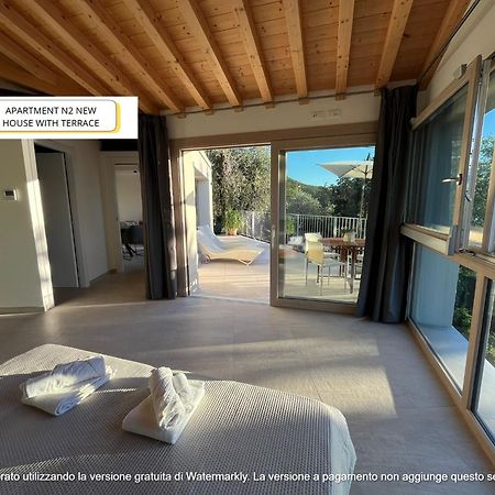 The View Apartamento Torri Del Benaco Exterior foto