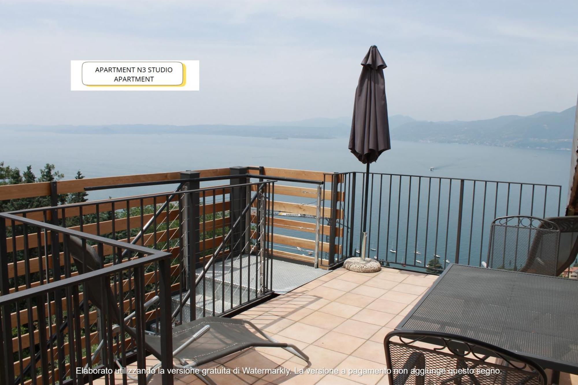 The View Apartamento Torri Del Benaco Exterior foto