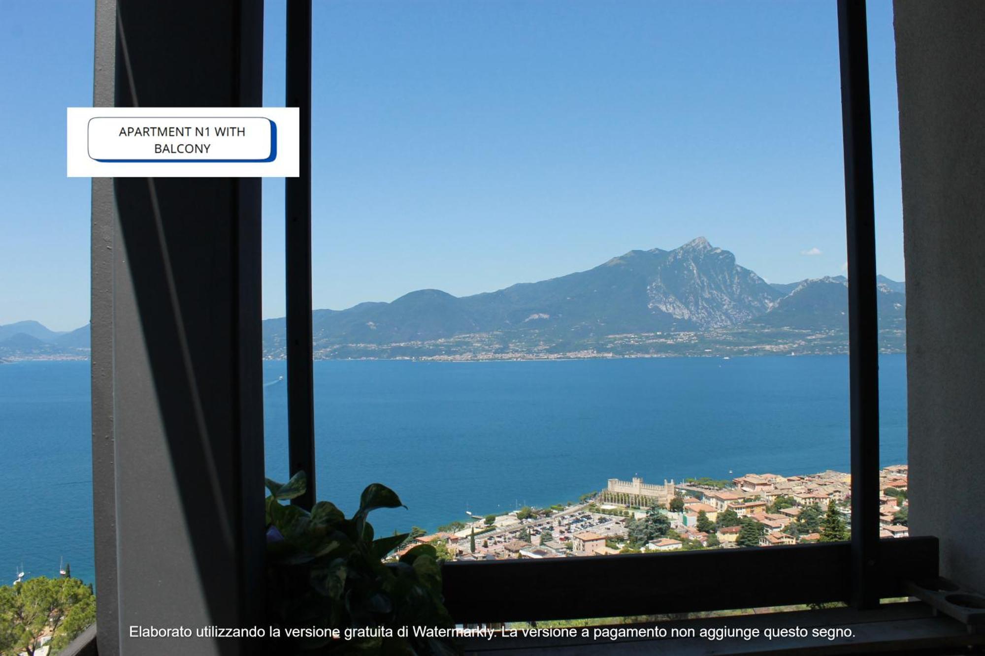 The View Apartamento Torri Del Benaco Exterior foto