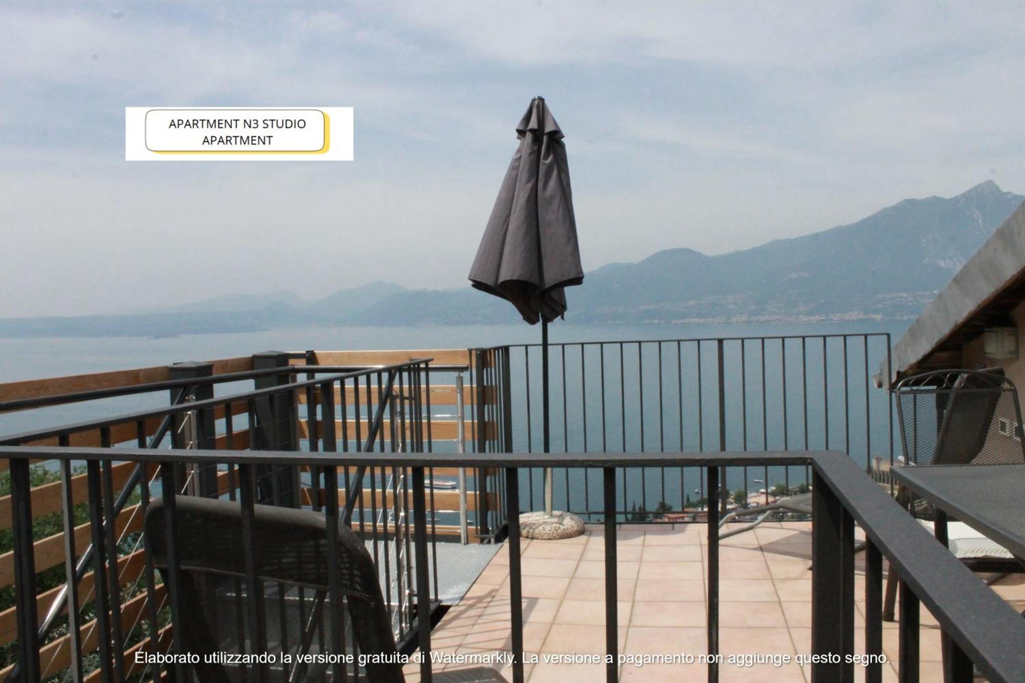 The View Apartamento Torri Del Benaco Exterior foto