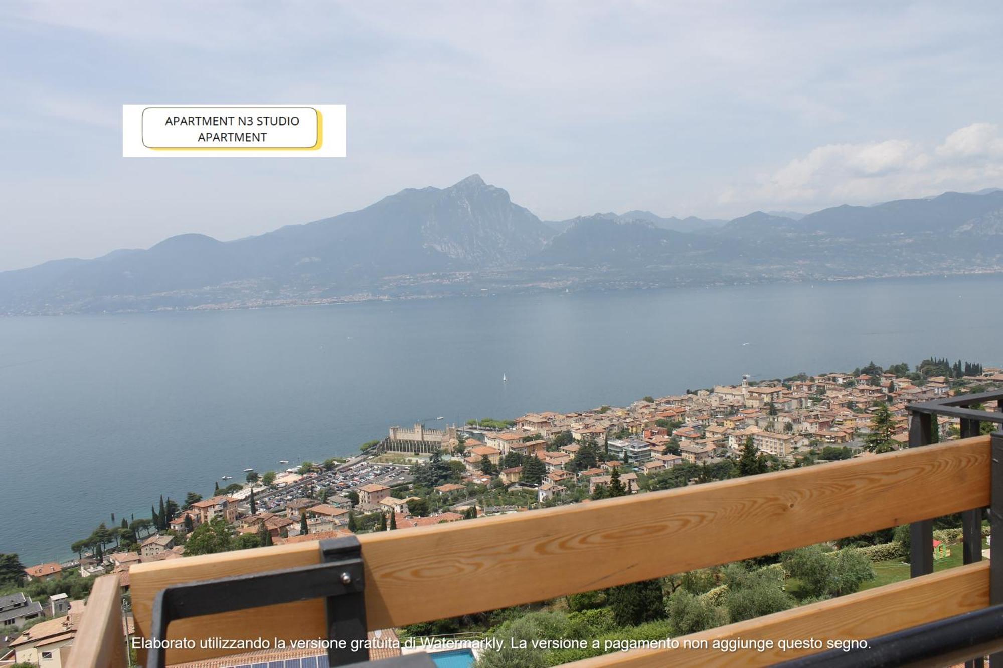 The View Apartamento Torri Del Benaco Exterior foto